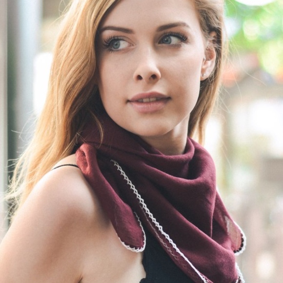 EMMA Softest Bandana Scarf - 3 colors - Picture 2 of 4
